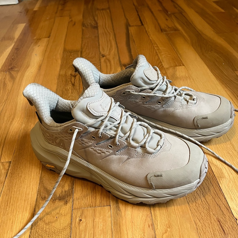 Hoka Kaha 2 GTX NWOB NWOT Sneakers